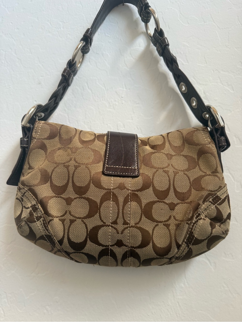 Vintage Coach Tan & Dark Brown Signature Canvas Shoulder Bag - Picture 2 of 6